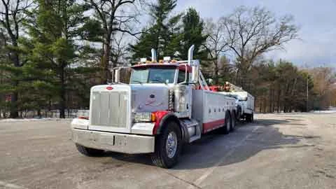 Heavy Towing Montcalm County, MI